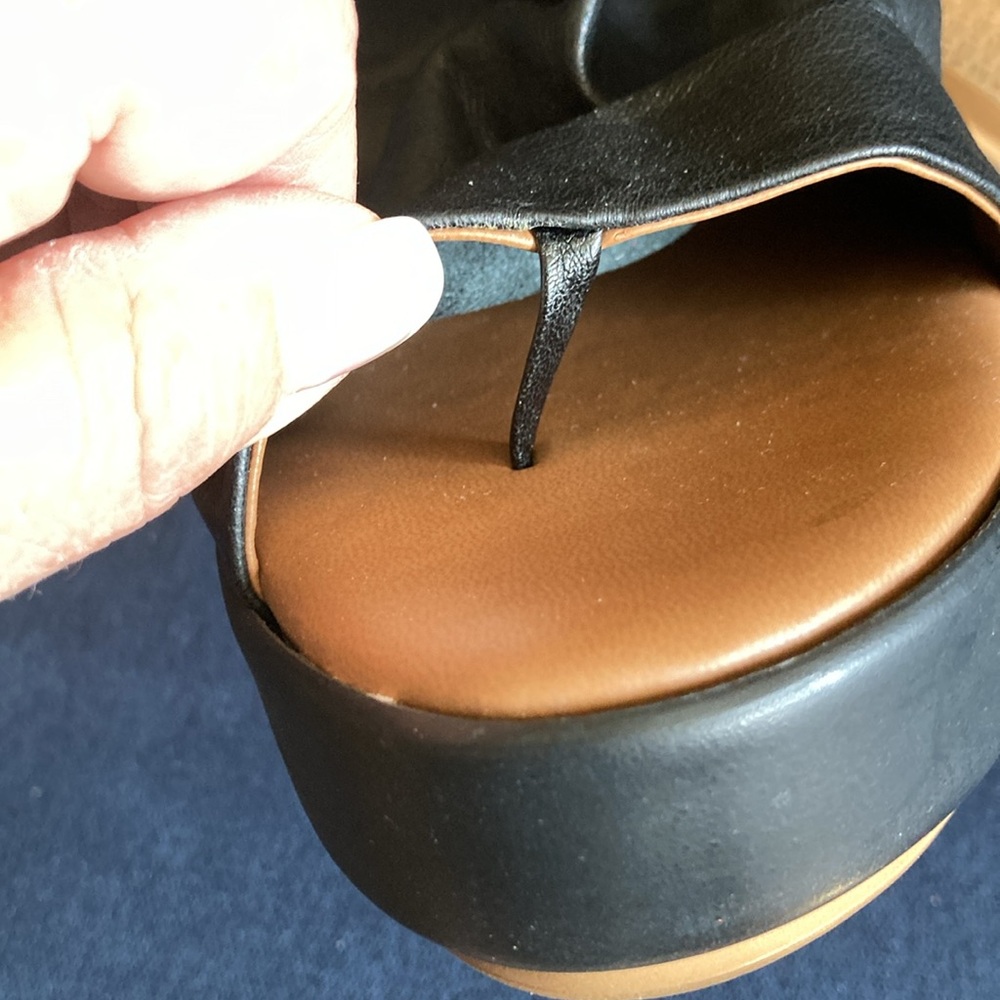 NWOT A. Giannetti made in Italy black leather upper wedge sandals - Picture 8 of 12